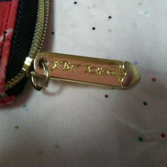 Zip Around Wallet -Roses Are Red, Violets Are Blue - Picture 3 of 5